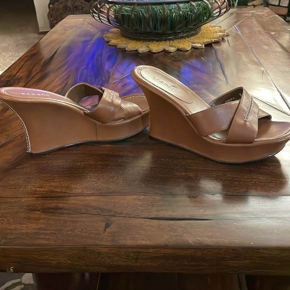 🤎Bamboo Brown Slide Sandals - Picture 4 of 16